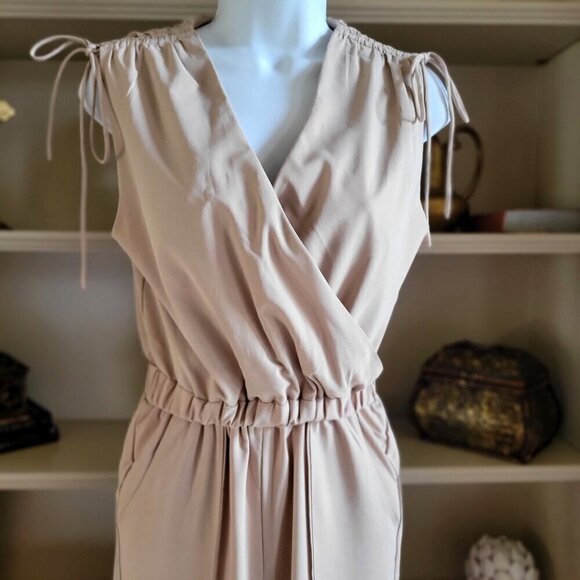 Elegant Cream Jumpsuit - Picture 5 of 8